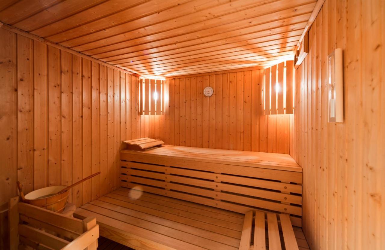 Breiz Armor Hotell Pouldreuzic Exteriör bild