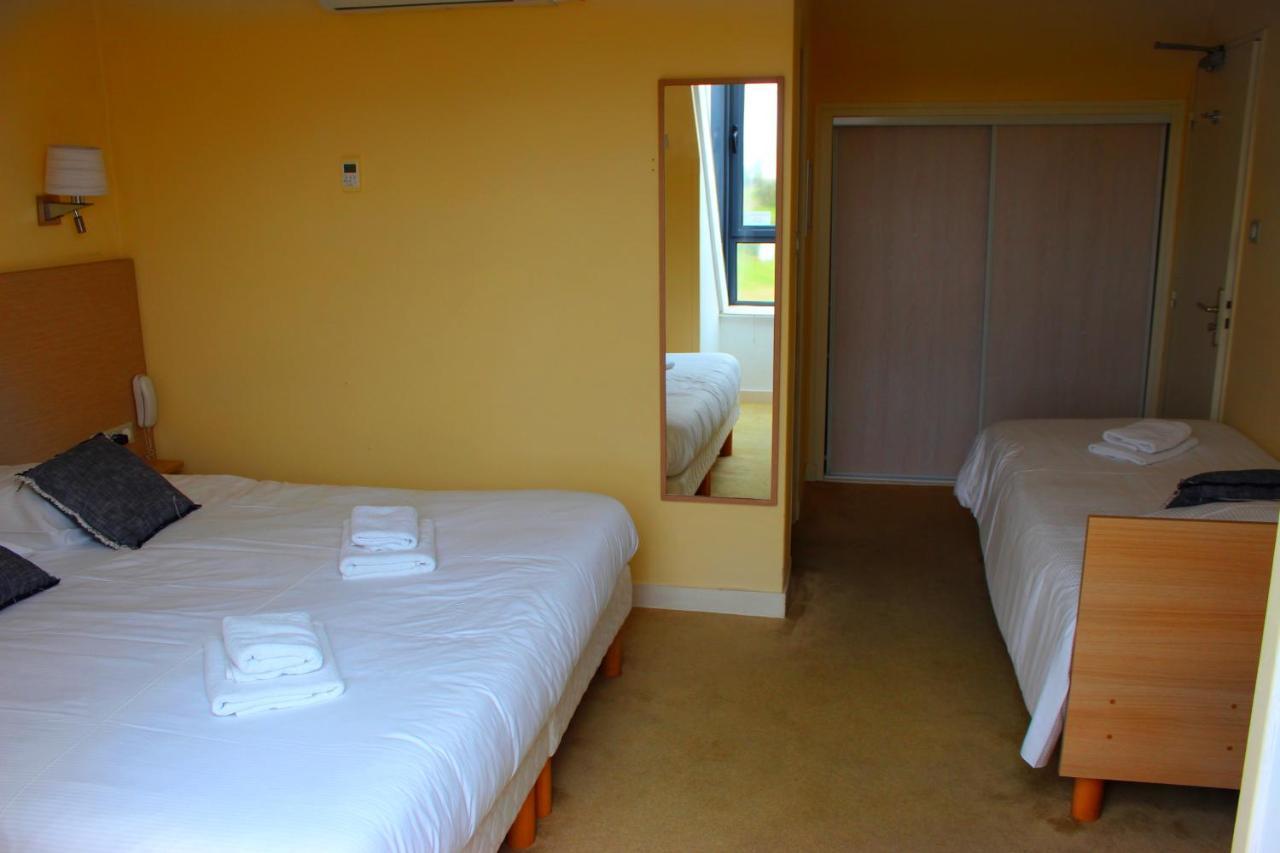 Breiz Armor Hotell Pouldreuzic Rum bild