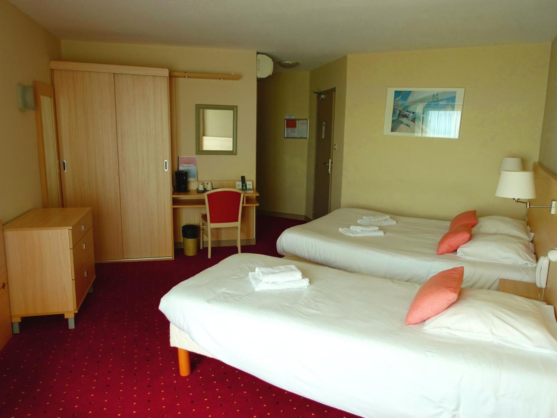 Breiz Armor Hotell Pouldreuzic Exteriör bild