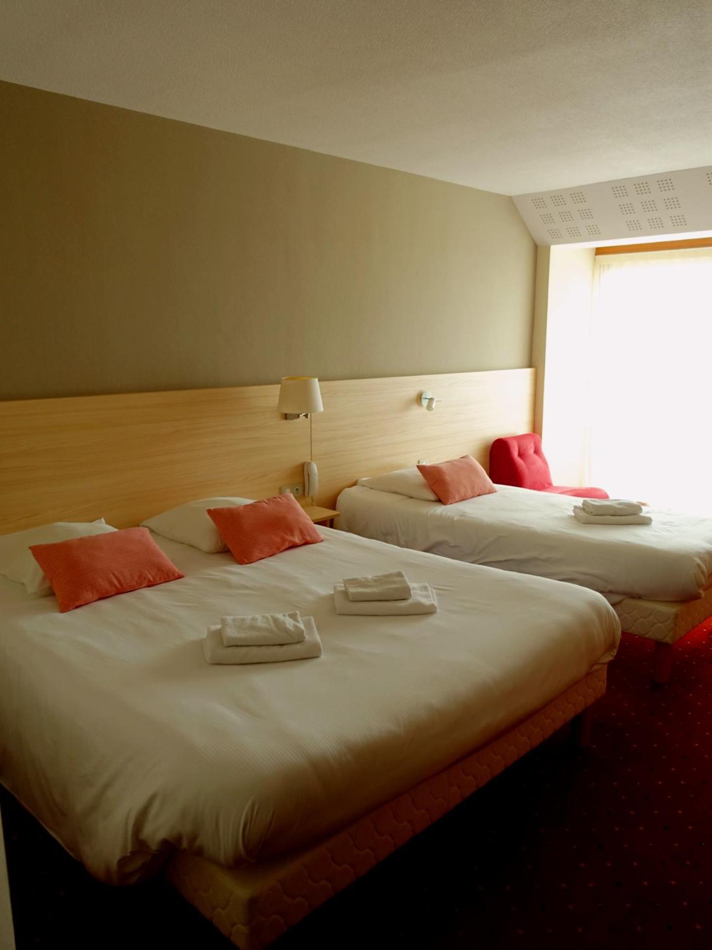 Breiz Armor Hotell Pouldreuzic Exteriör bild